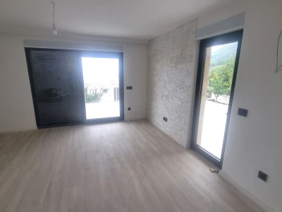 Dvosoban stan 50 metara od mora, Živogošće