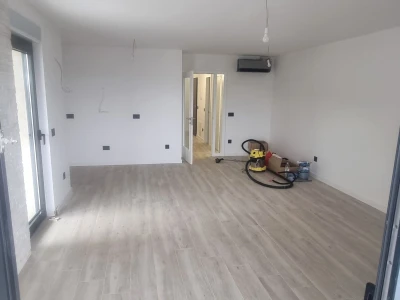 Dvosoban stan 50 metara od mora, Živogošće