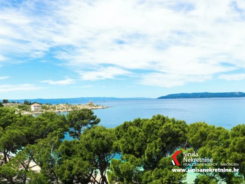 Luksuzan stan prvi red uz more, Makarska