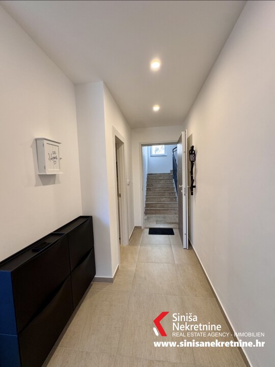 Namješten jednosoban stan 200m od plaže, Baška Voda