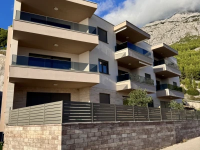 Namješten jednosoban stan 200m od plaže, Baška Voda