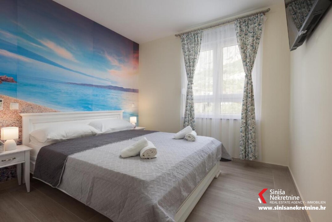 Useljiv namješten stan 71m2