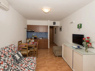 One bedroom apartment, Makarska