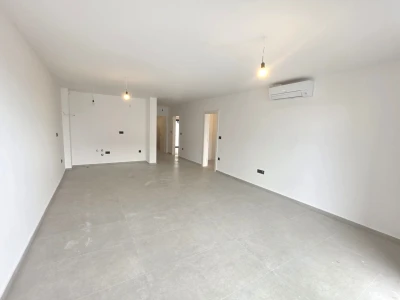Two bedroom apartment in the new building, Makarska