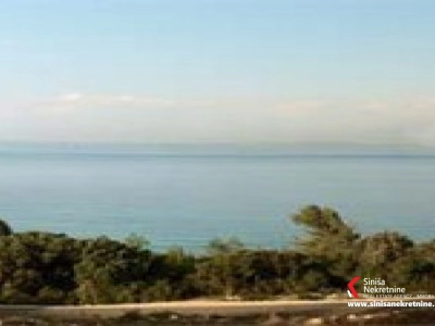 Atraktivno zemljište uz more na Korčuli